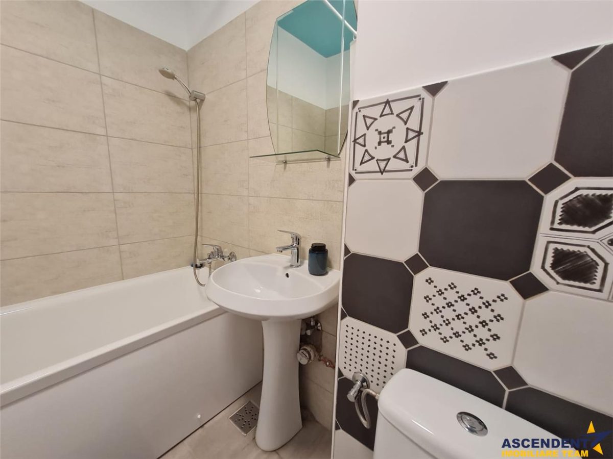 Garsoniera Renovata, Piata Dacia, Bulevardul Victoriei, Brasov - foto 11