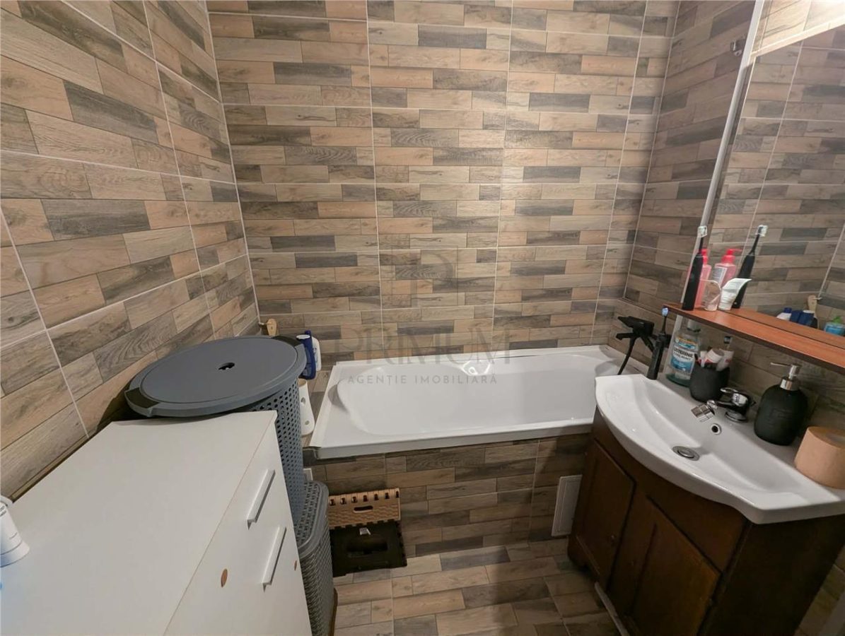 LIPOVEI - 2 CAM - ETAJ 2 - CENTRALA PROPRIE - DECOMANDAT - RENOVAT - foto 6