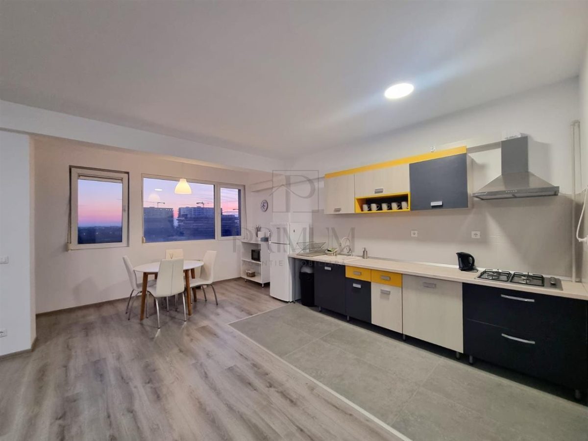 Torontalului -  2 Camere - Etaj intermediar cu LIFT - 78mp utili - Centrala proprie - 