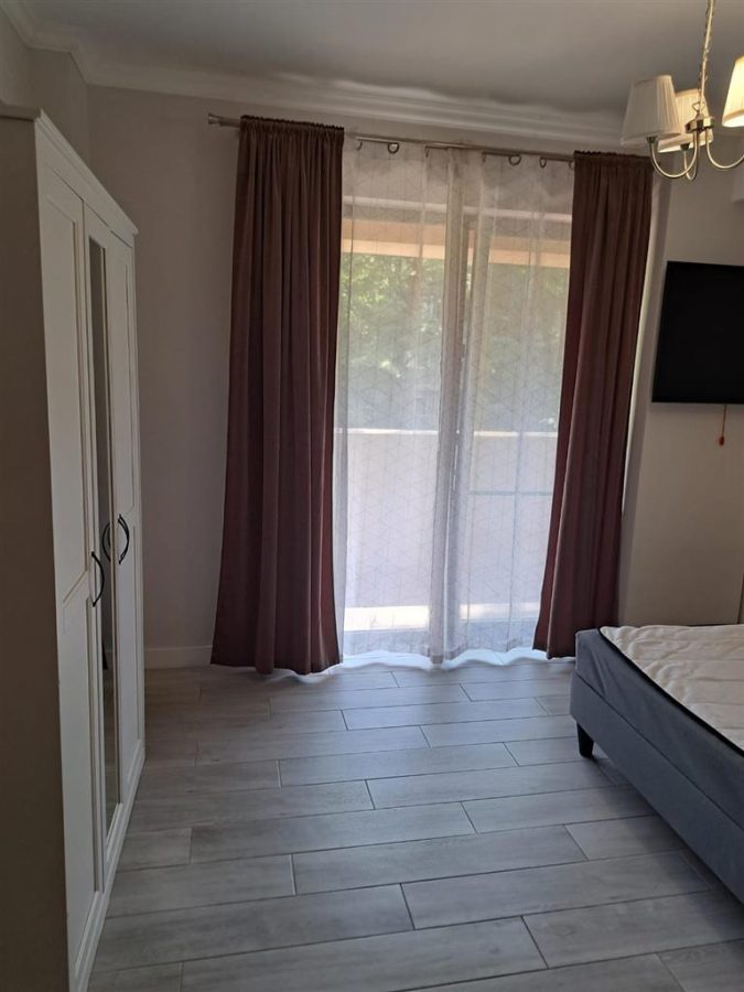 Apartament 2 camere, parcare inclusă â€“  Zona Tătărași- Cris Estate - foto 15