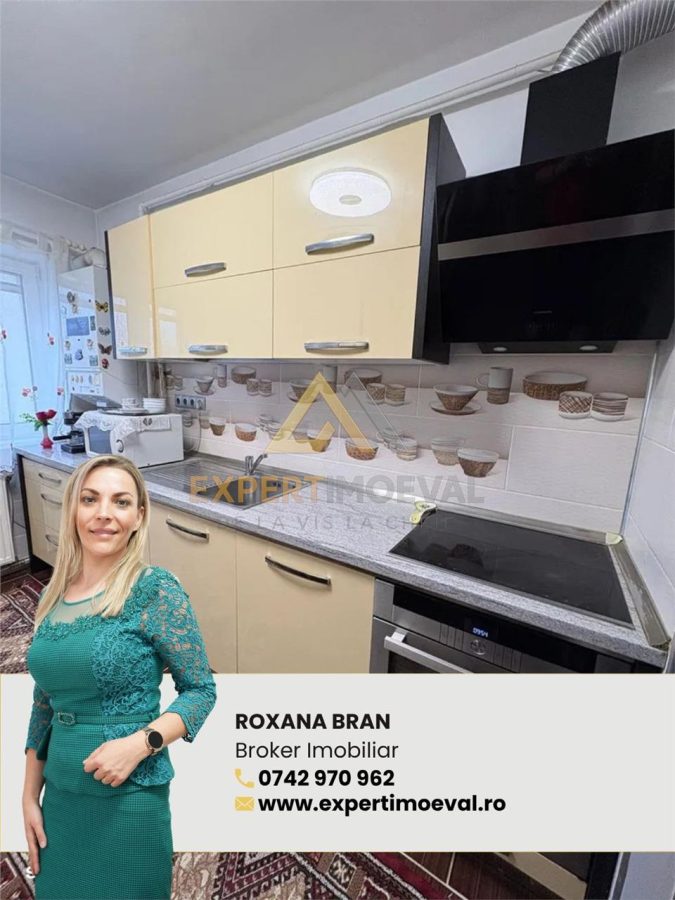 Apartament 3 camere B-dul Traian 67 mp  Garaj si mansarda  etaj 4/4 - 