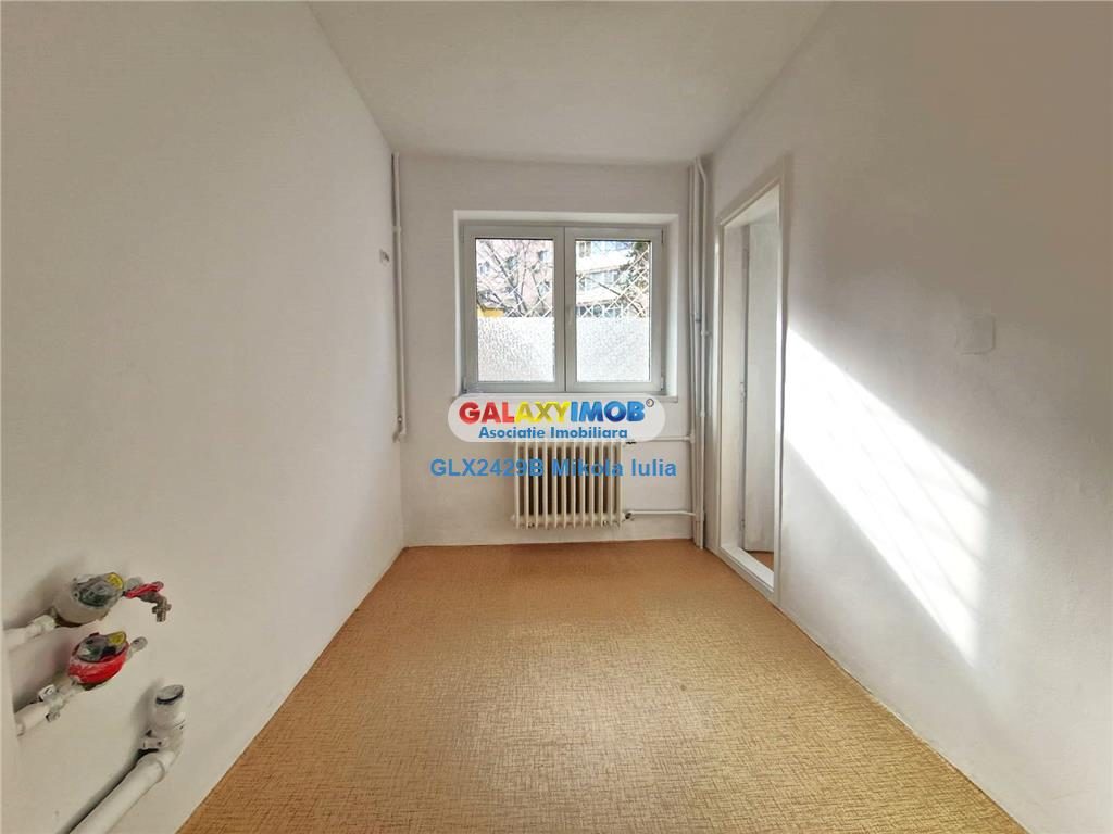 Apartament 3 camere decomadat 2 min Metrou Lujerului - foto 5
