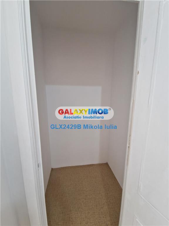 Apartament 3 camere decomadat 2 min Metrou Lujerului - foto 9