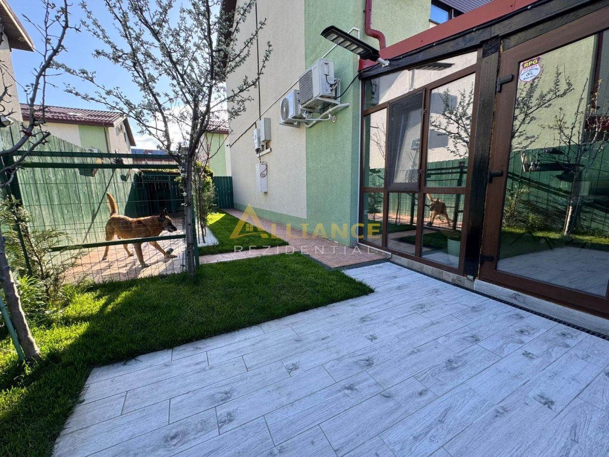 Vila Popesti Leordeni || complex inchis || panouri fotovoltaice || curte - 