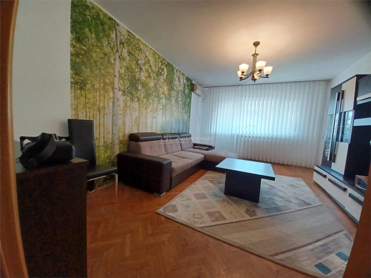 Vânzare Apartament 3 camere - Piață Victoriei / Sfinții Voievozi - foto 2