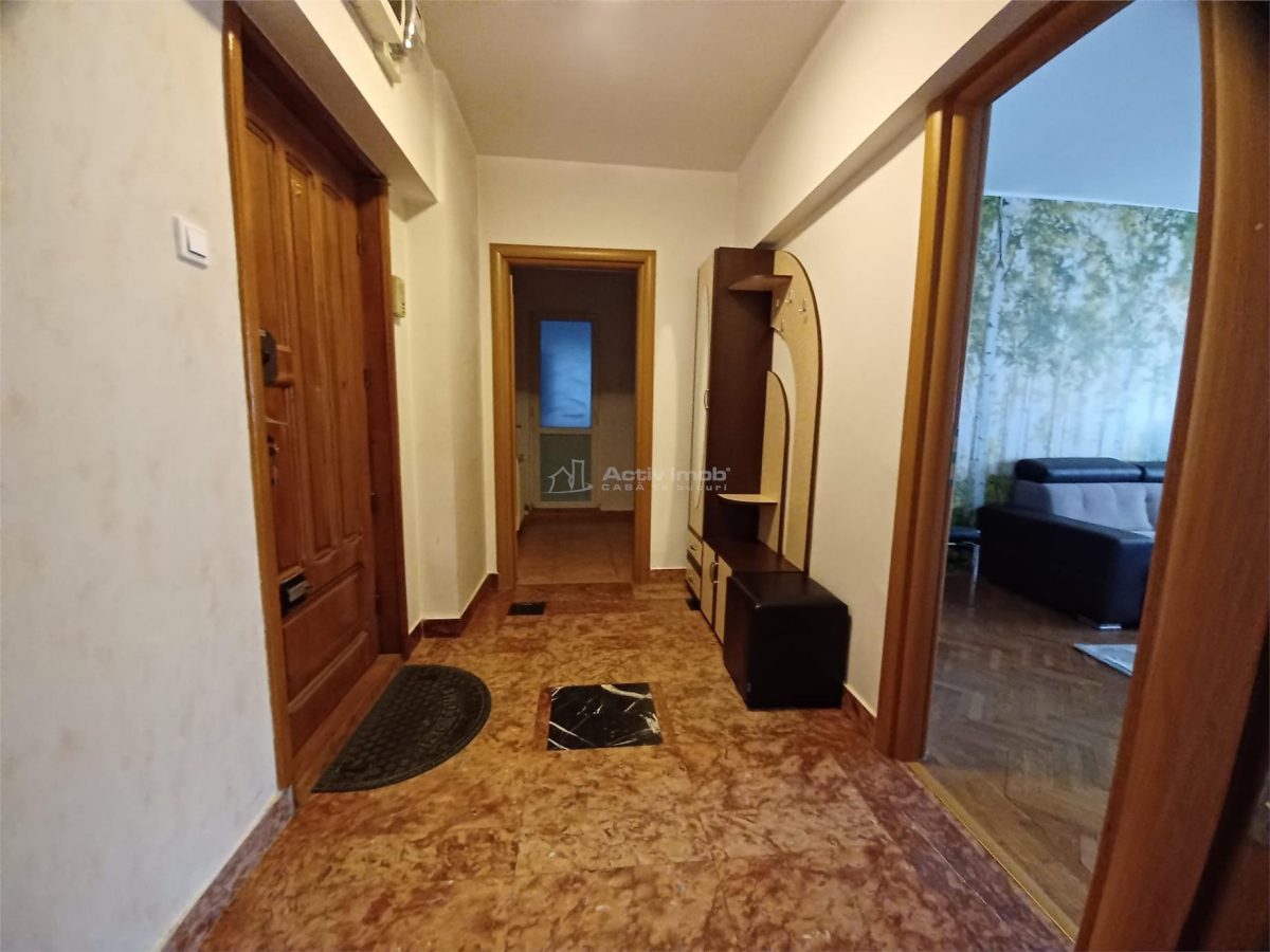 Vânzare Apartament 3 camere - Piață Victoriei / Sfinții Voievozi - foto 13