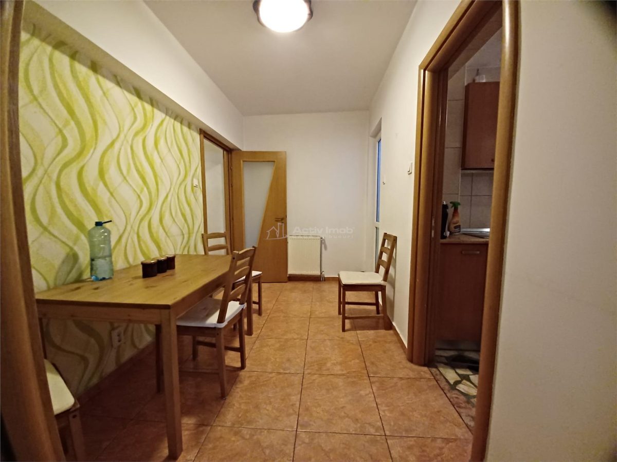 Vânzare Apartament 3 camere - Piață Victoriei / Sfinții Voievozi - foto 4