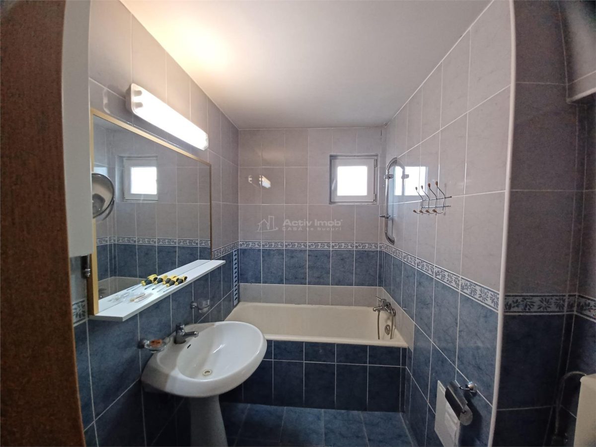 Vânzare Apartament 3 camere - Piață Victoriei / Sfinții Voievozi - foto 9