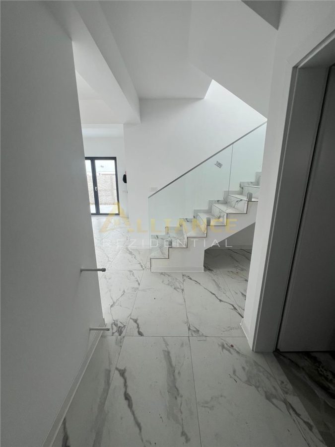 Vila Individuala - 4 camere - 2 bai - beci- 375mp teren - foto 5