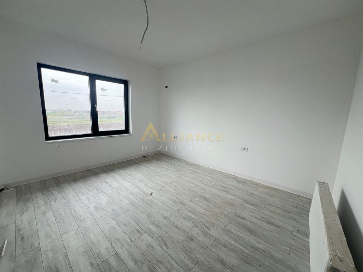 Vila Individuala - 4 camere - 2 bai - beci- 375mp teren - foto 10