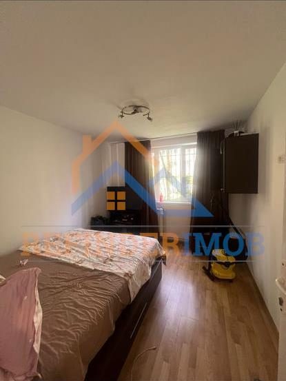 Apartament de vanzare cu 2 camere, zona Titan - Metrou 1 Decembrie 1918 - foto 2