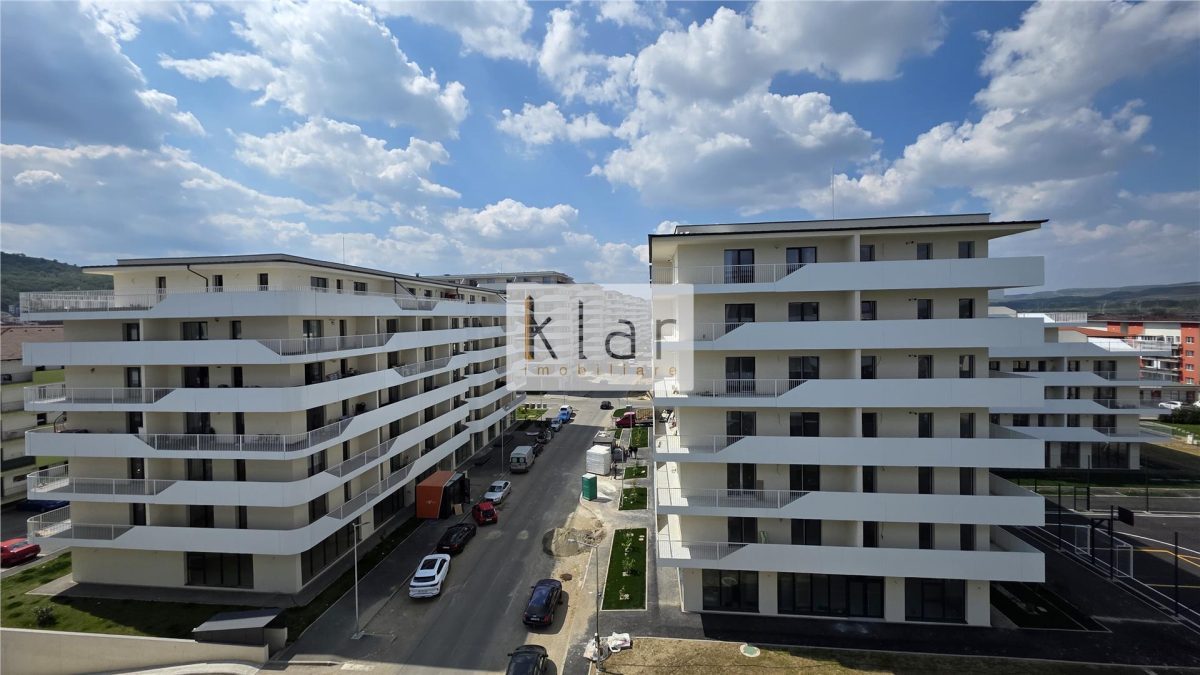 Apartament FINISAT 3 camere 56.1mp, terasa 26.6mp, Floresti, str. Eroilor - 