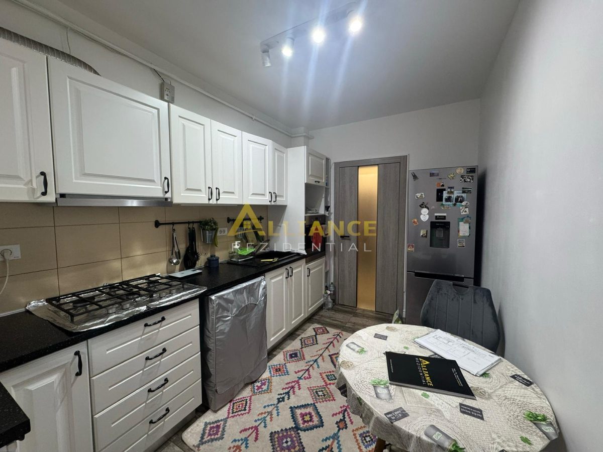 {M.Leonida} Apartament 3 camere - 2 bai | 75 MP | - foto 3