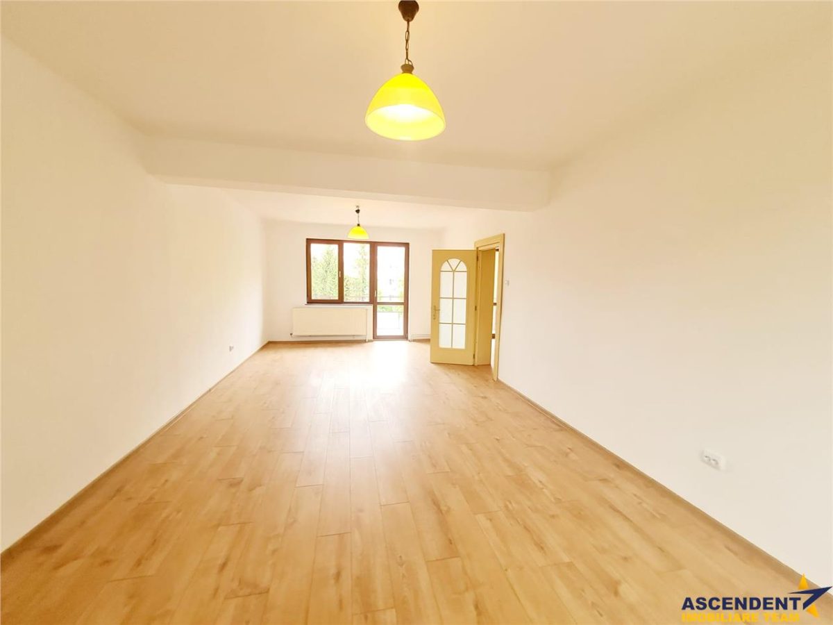 Vila impetuoasa pe 700mp teren:Spatiu versatil pentru locuinta/afacere Premium - foto 24