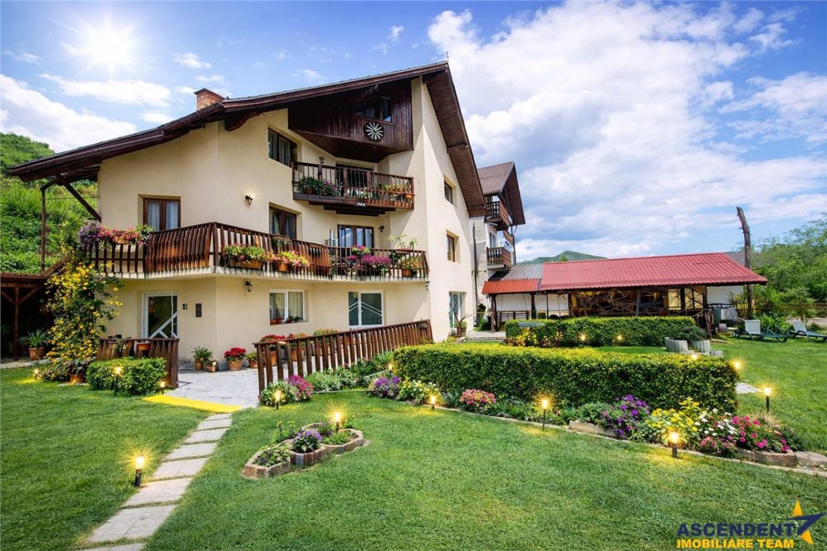 Tu 3D! Resedinta/ Pensiune, apreciabil areal, Moieciu, Bran, Brasov - 