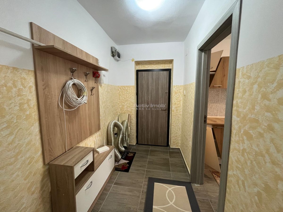 Lugoj, Ap., 2 Cam, Et., 2   Zona Micro 3, Langa Gradinita - foto 12