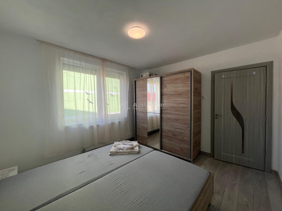 Lugoj, Ap., 2 Cam, Et., 2   Zona Micro 3, Langa Gradinita - foto 7