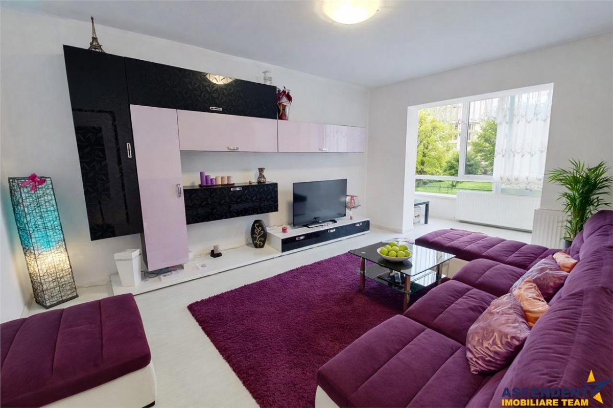 Apartament 3 camere, decomandat, cu 2 bai, etaj 1, Bartolomeu, Brasov - 