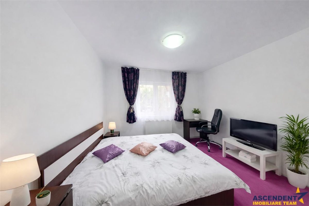 Apartament 3 camere, decomandat, cu 2 bai, etaj 1, Bartolomeu, Brasov - foto 3