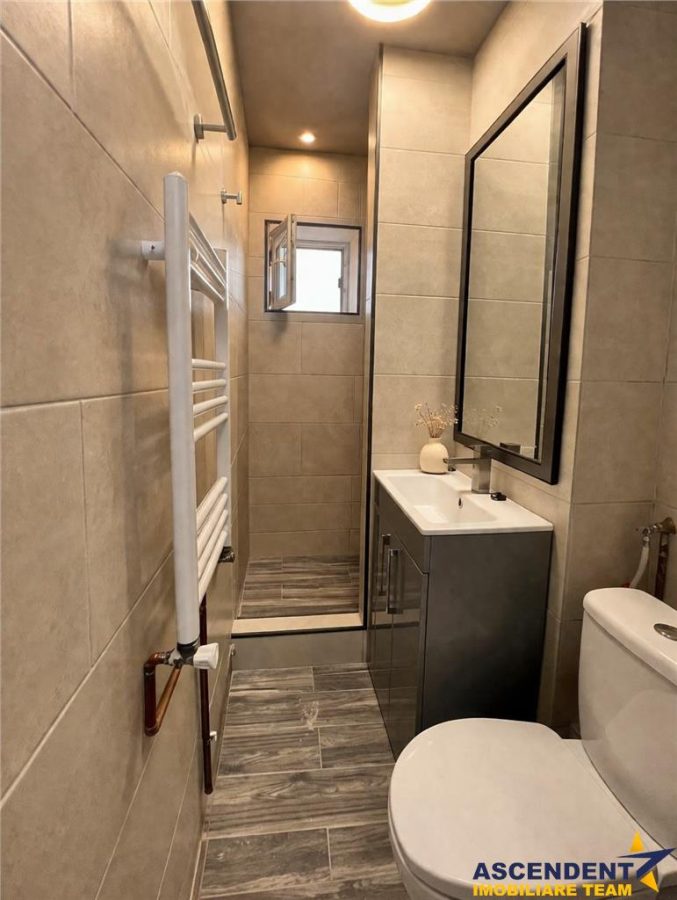 Garsoniera la prima inchiriere, etaj1, mobilata, echipata, Tractorul, Brasov - foto 4