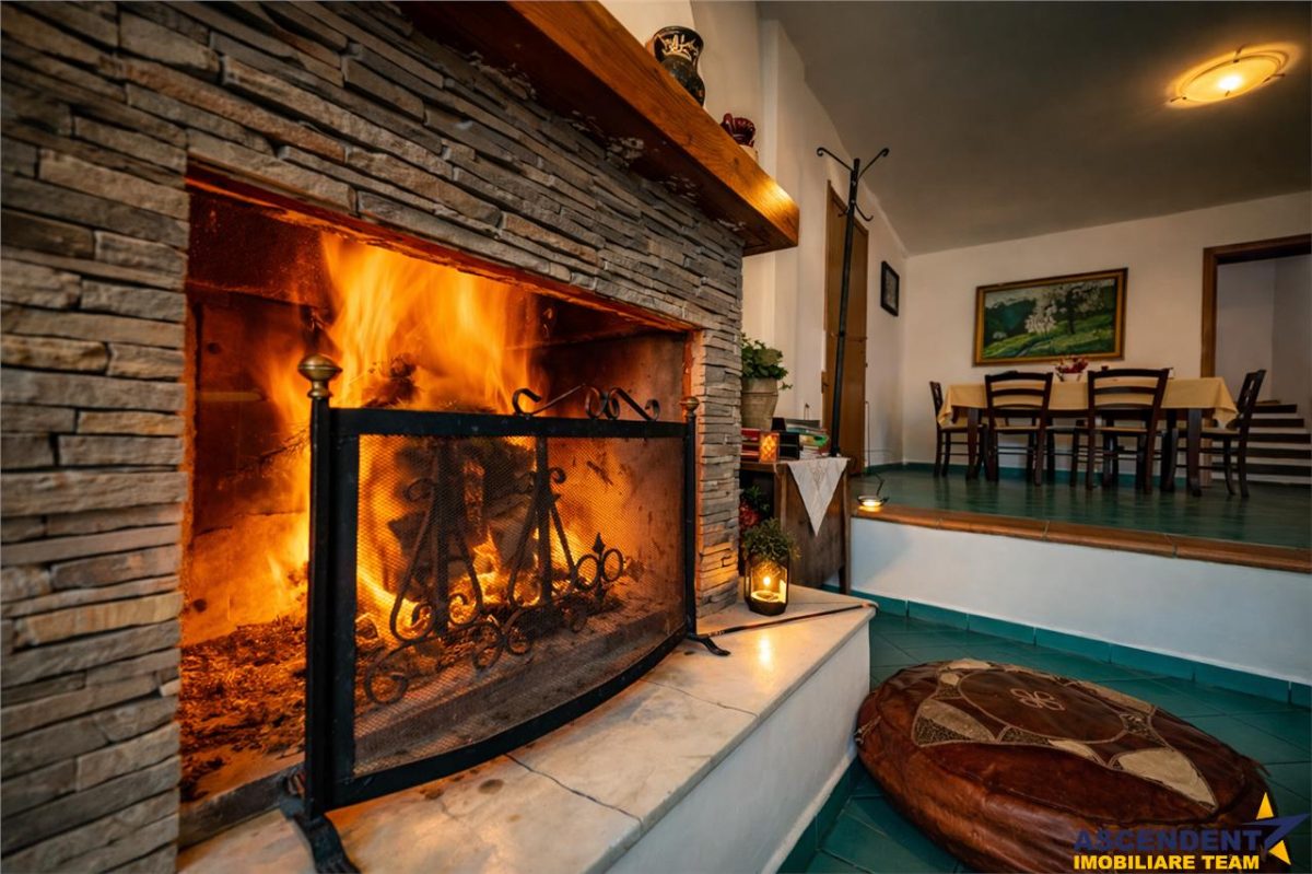 Pensiune cu priveliste fabuloasa, zona boema, Bran, Brasov. - foto 17