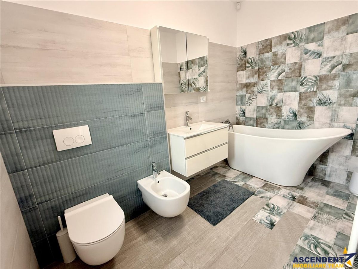 Rezidenta gata de mutat, aer distins, peisaj superb, Cristian, Brasov - foto 6