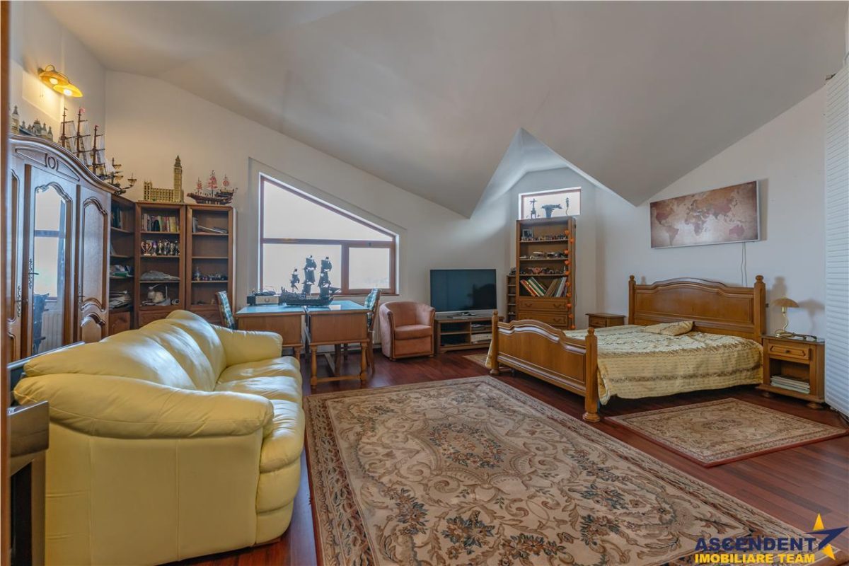 Castelariu:spectacol panoramic,locatie prestigioasa,Central, Brasov - foto 16