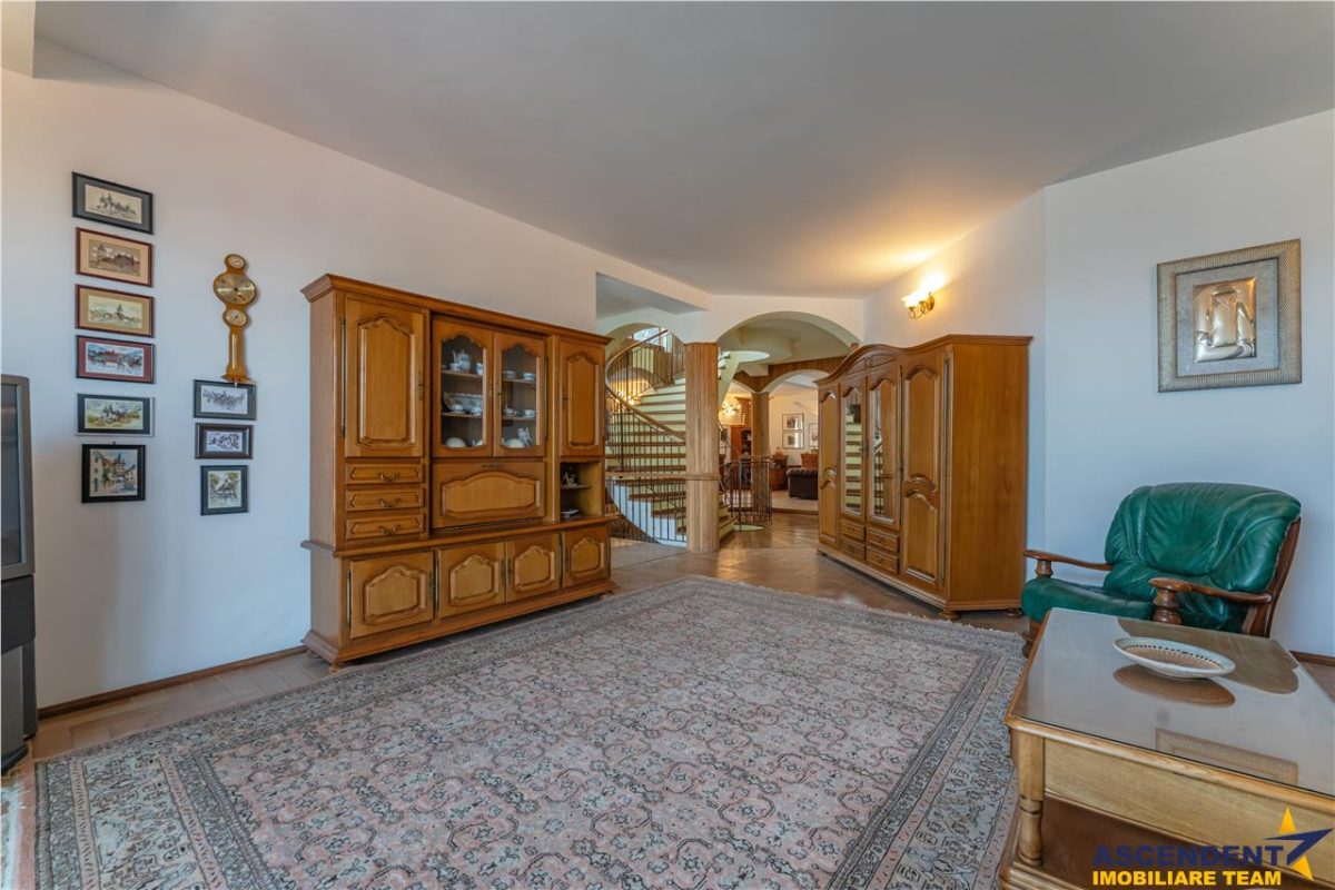 Castelariu:spectacol panoramic,locatie prestigioasa,exclusivist confort,Central, Brasov - foto 21