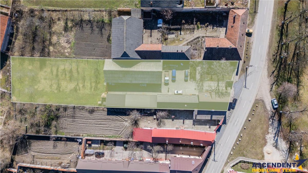 Sediu firma/ rezidential, pe domeniu de 2.240 mp teren,Central, Halchiu, Brasov - foto 25