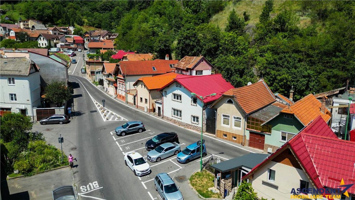 FILM! Oportunitate rezidential/ investitionala in Centrul Istoric Medieval al Brasovului. - foto 11