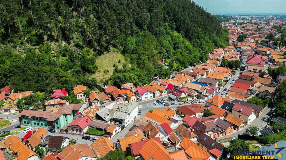 FILM! Oportunitate rezidential/ investitionala in Centrul Istoric Medieval al Brasovului. - foto 13