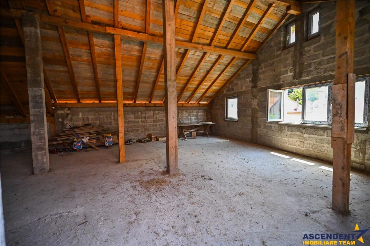 FILM! Oportunitate rezidential/ investitionala in Centrul Istoric Medieval al Brasovului. - foto 10