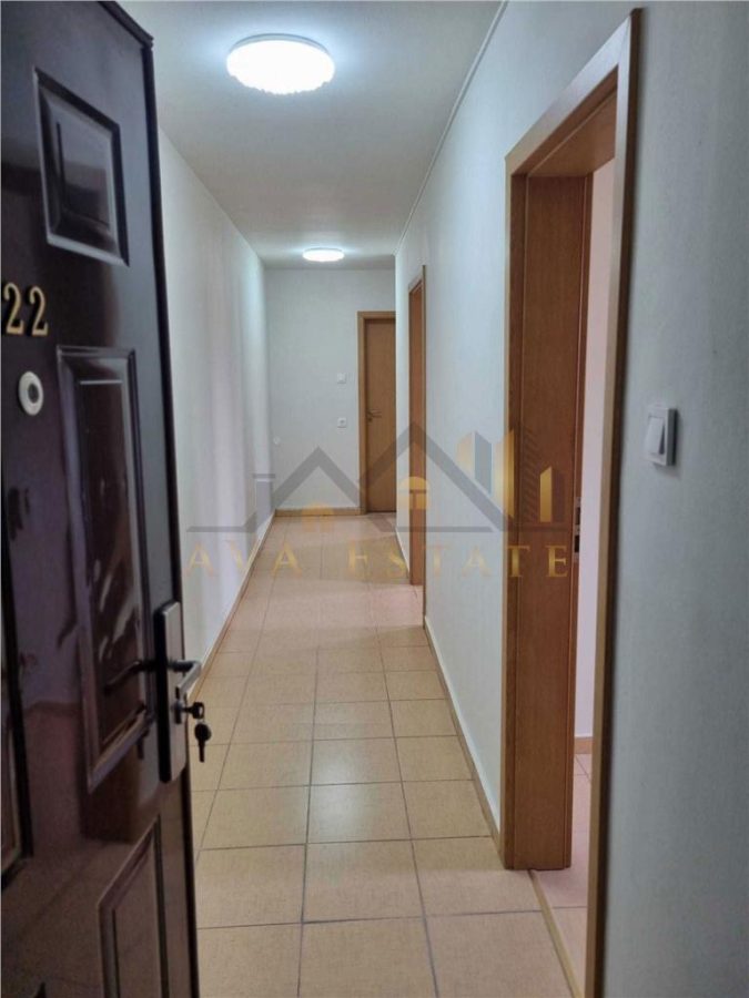 2 Camere, DECOMANDAT,  Mansarda - ZONA GIROCULUI - foto 5