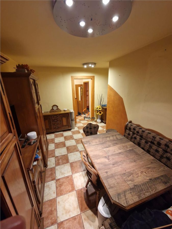 Decomandat 4 camere etaj 1 Circumvalatiunii/Iulius Town - foto 16