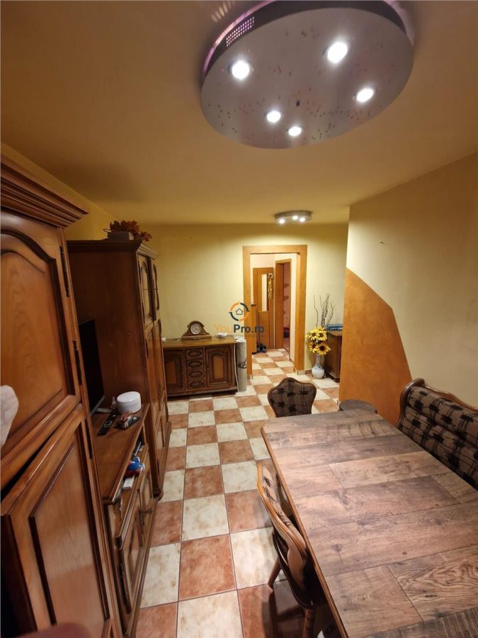 Decomandat 4 camere etaj 1 Circumvalatiunii/Iulius Town - foto 17