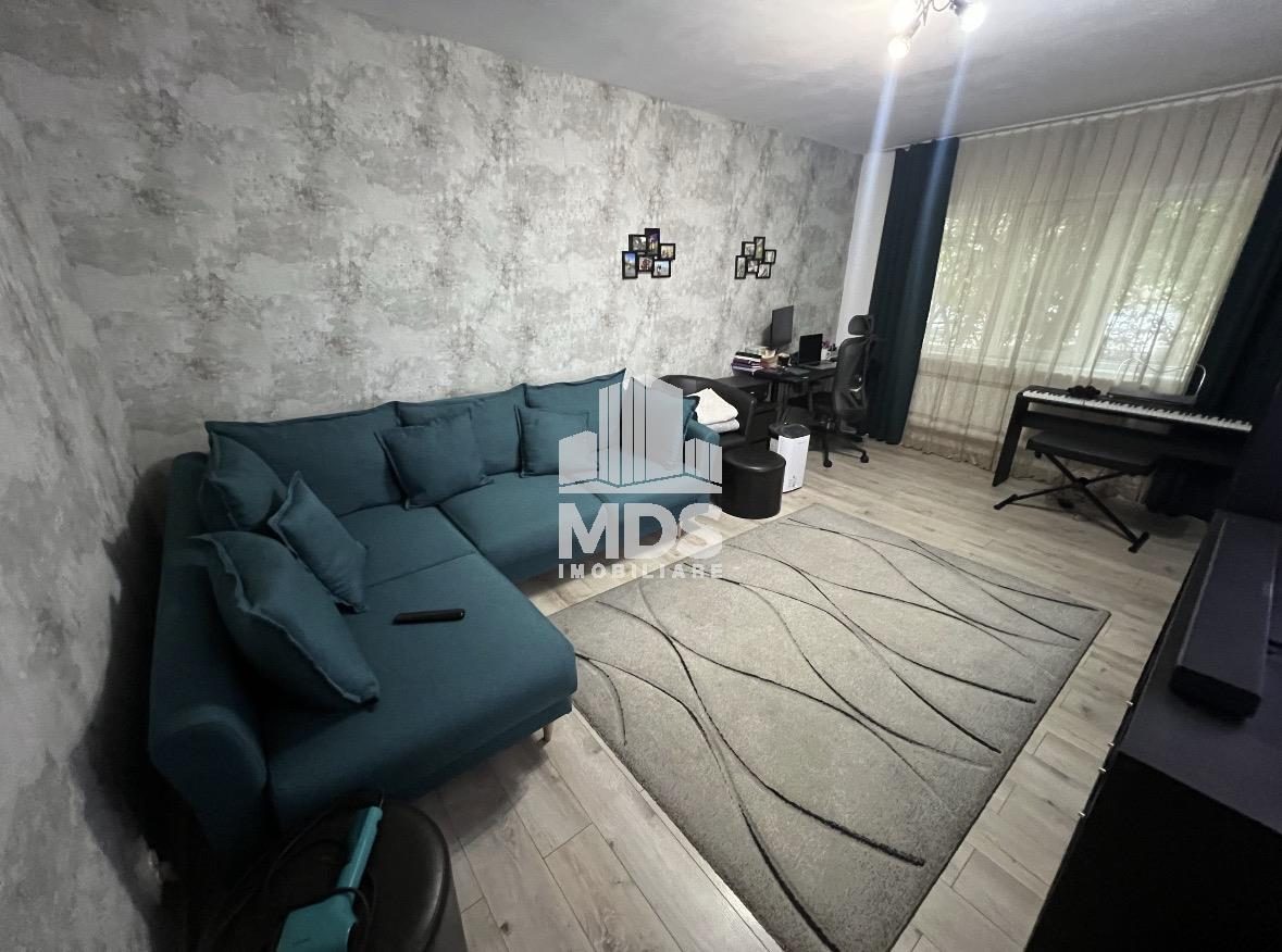 Decomandat, model mare cu 2 bai la parter inalt - foto 8