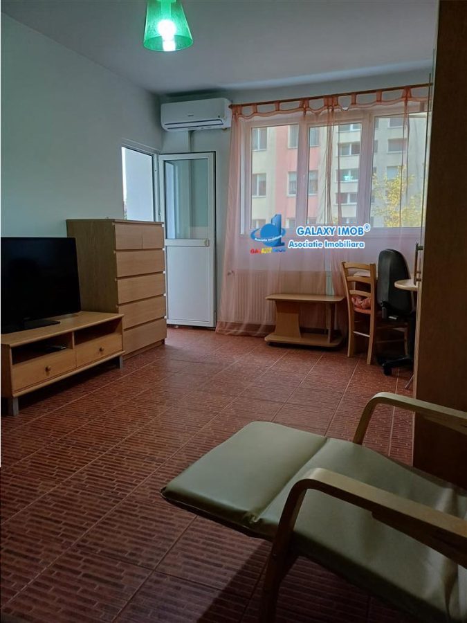 Inchiriere garsoniera bloc mixt ,2 min  Dristor  metrou - foto 3