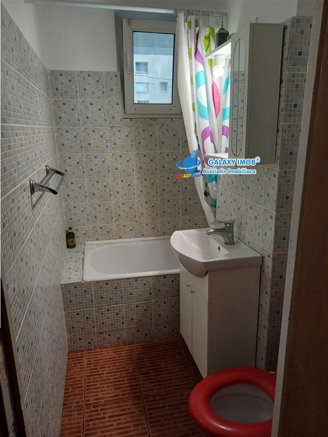 Inchiriere garsoniera bloc mixt ,2 min  Dristor  metrou - foto 9