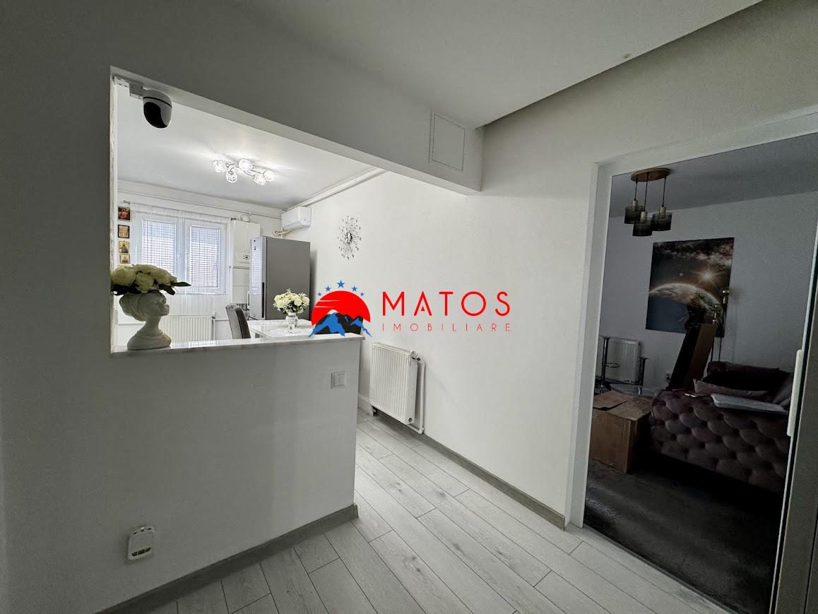 Garsoniera de vanzare Baicoi | De lux | Etaj 4 | zona linistita | - foto 14