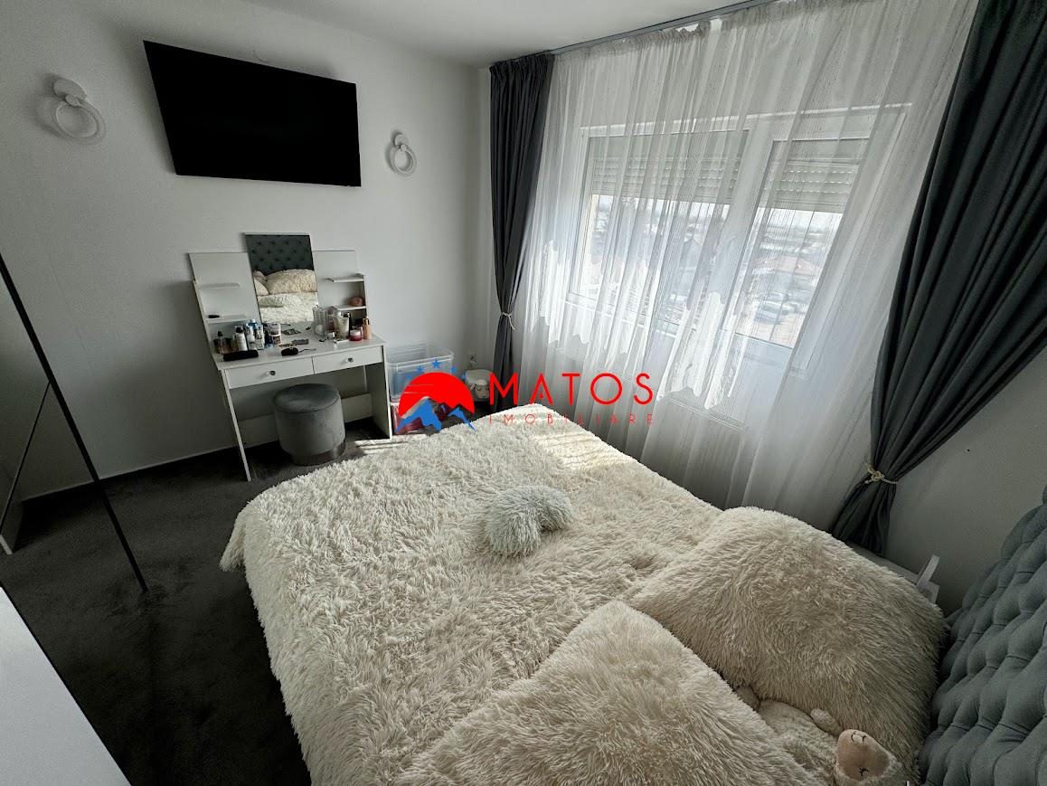 Garsoniera de vanzare Baicoi | De lux | Etaj 4 | zona linistita | - foto 9