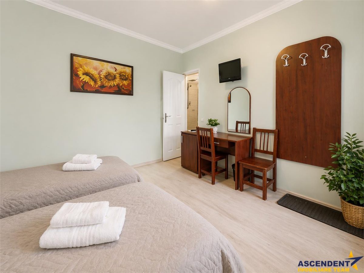 Resort cu perspectiva remarcabila in Centrul Istoric, Piata Unirii, Brasov - foto 7