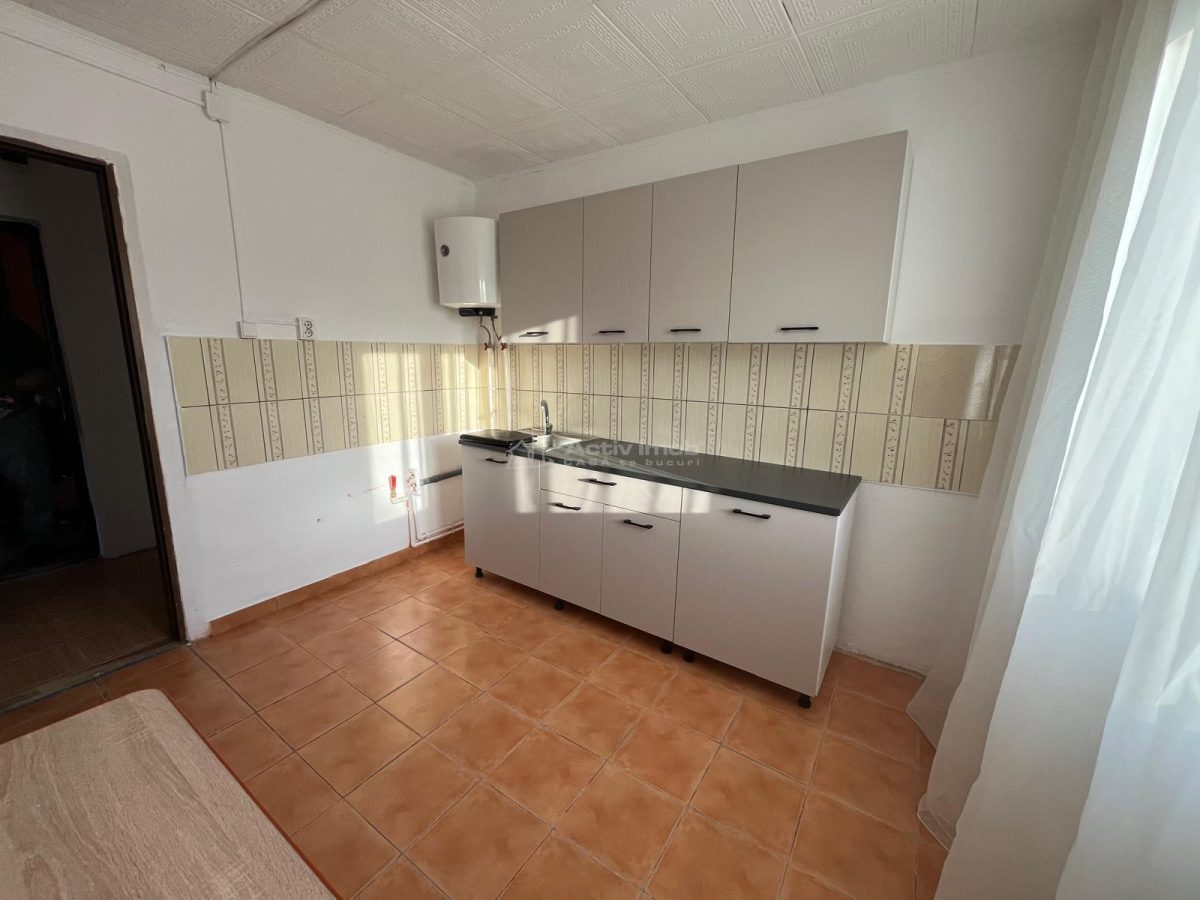 Caransebes, Chirie, 1 Camera Balta Sarata - foto 6