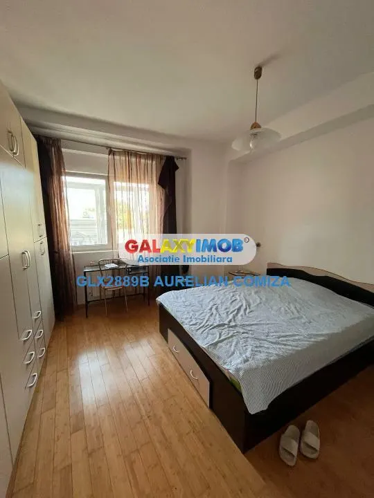 Apartament 4 camere Metrou Piata Romana - foto 1