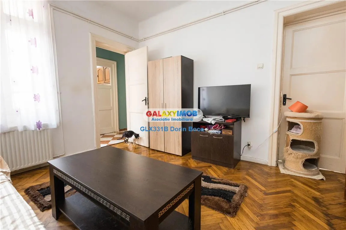 Vanzare apartament 2 camere in vila cu dependinte (Gara de Nord) - foto 10