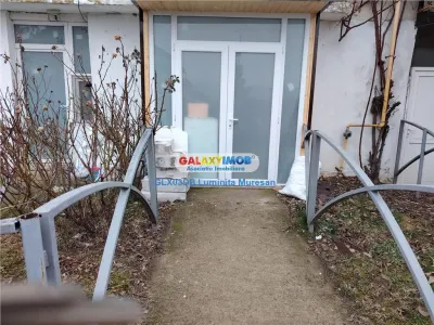Vanzare spatiu comercial  43 mp Voinesti Judetul Dambovita - foto 11