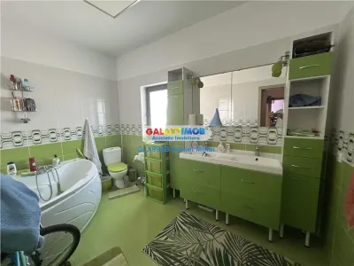 Duplex 4 camere-Mansarda utila-Curte amenajata-Pivnita-str Safirului - foto 18