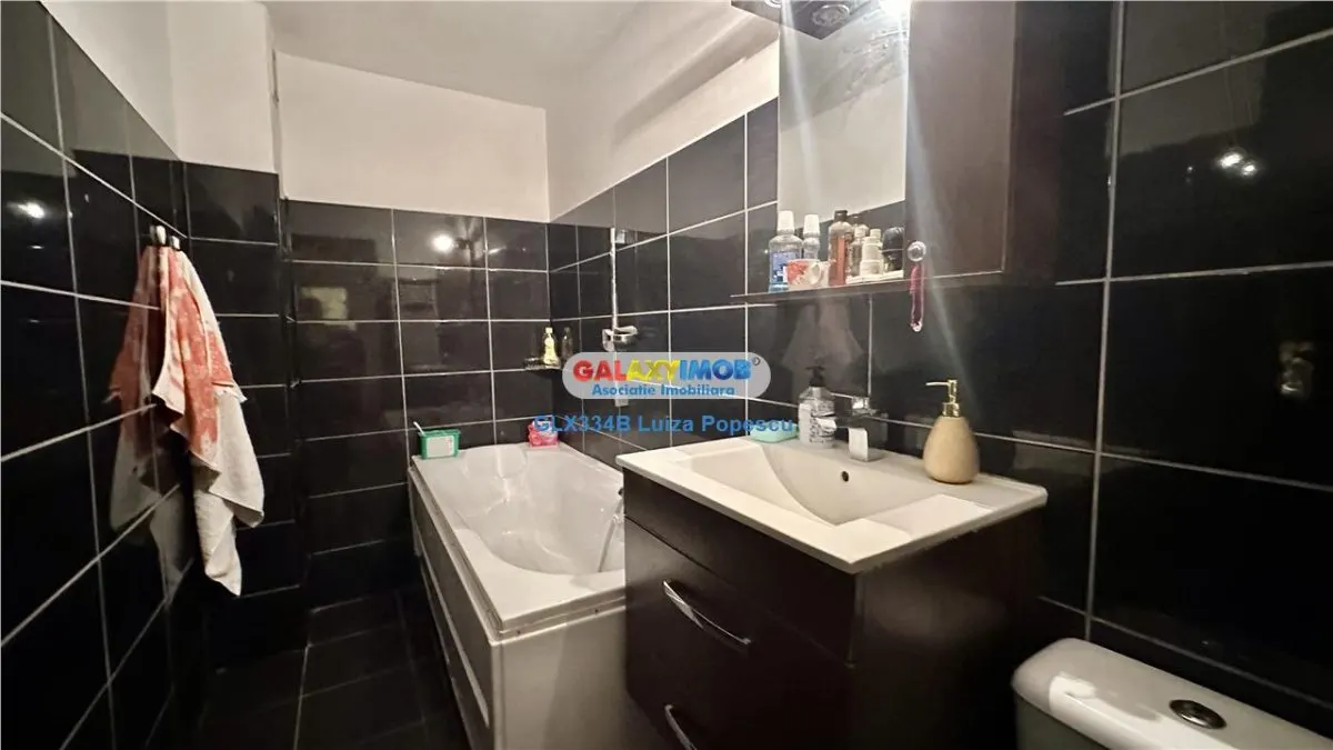 Vanzare apartament 3 camere Sebastian-Dumbrava Noua HOL H  74mp - foto 5