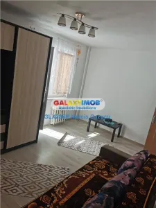 Oltenitei Strada Govora inchiriere garsoniera Etaj 1, decomandata 42mp - foto 1
