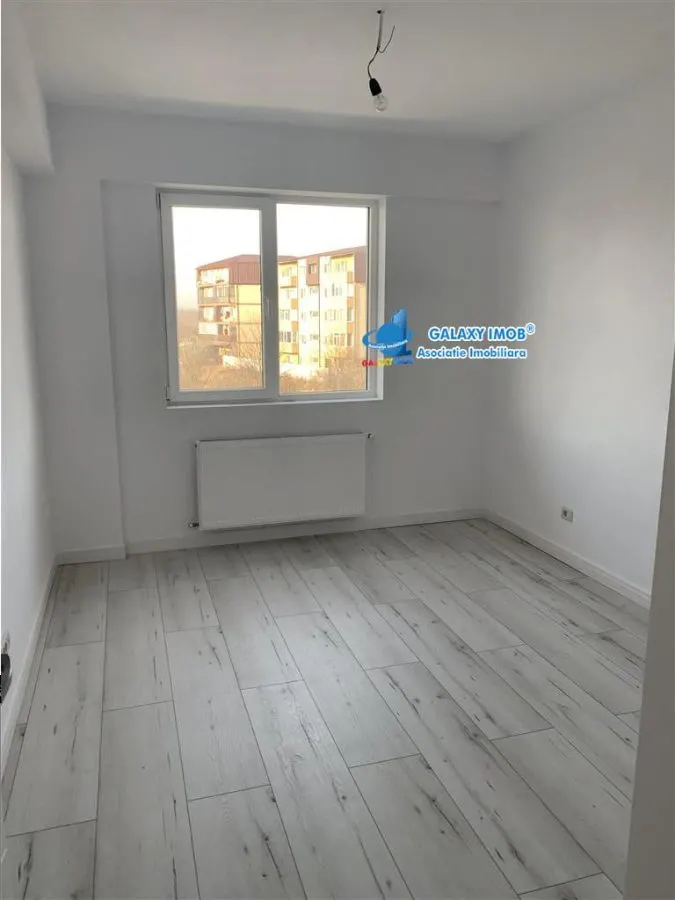 Apartament 2 camere decomandat-Prelungirea Ghencea-str Alunului - foto 3