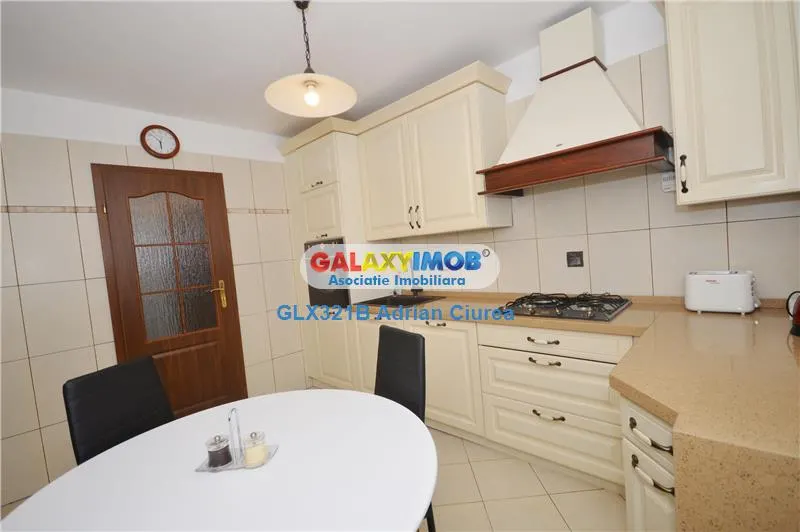 Stefan cel Mare | Parcul Circului | 4 Camere | 2 Bai | Balcon - foto 2